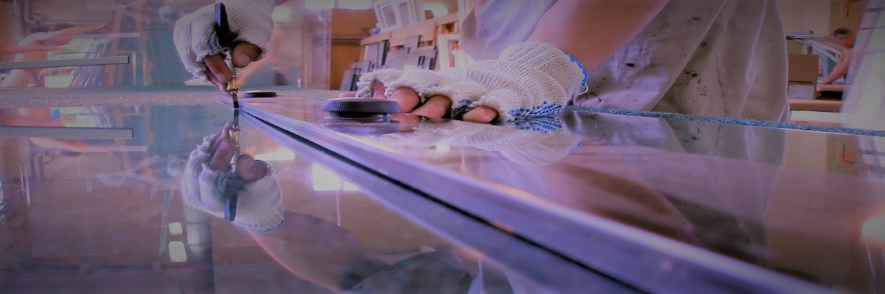 Slider, Glass Cutting Service in South Lambeth, SW8